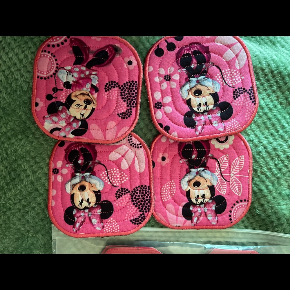 Mini mouse coaster set - Picture 2 of 2